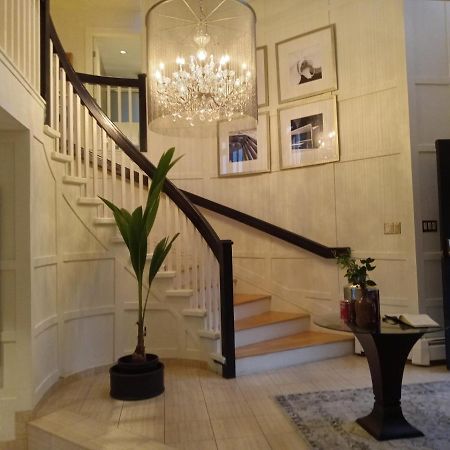 Suite Smart Vancouver Exterior photo